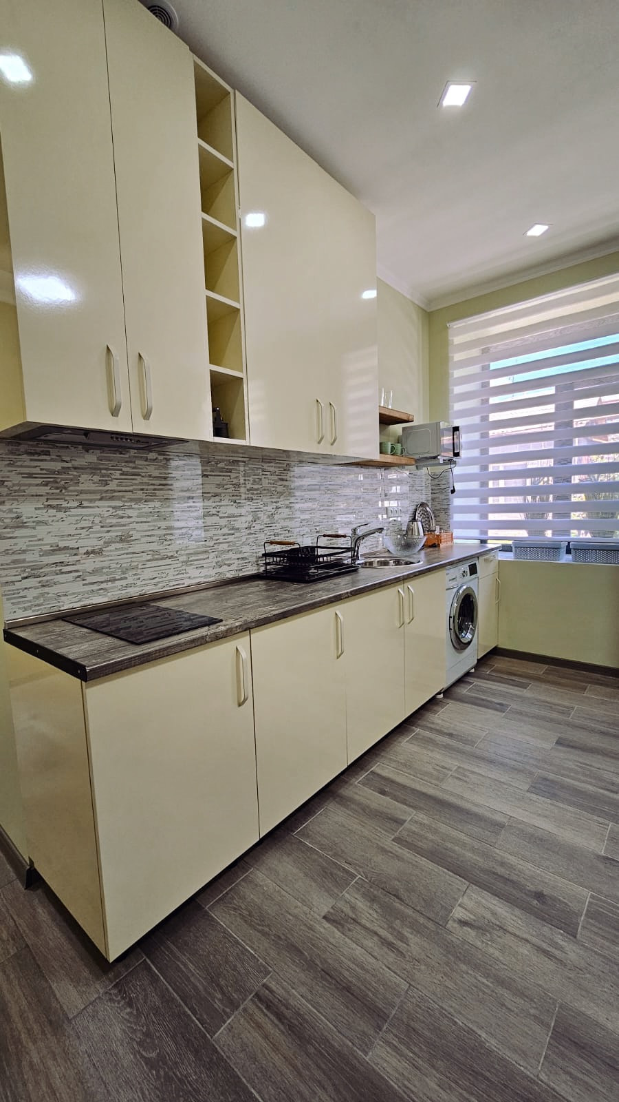 kitchen modern home